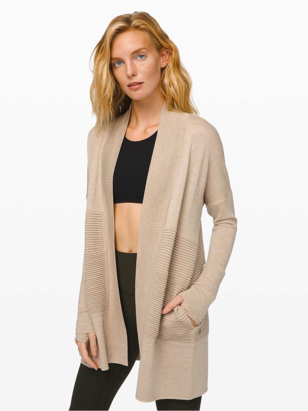 Sit in lotus lululemon wrap in sand size 6